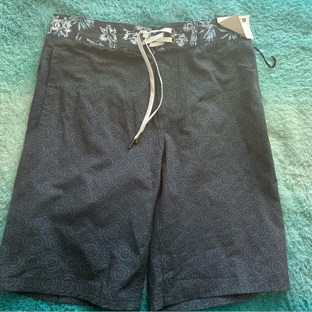 🔥🏊‍♂️🏝️🏄🌊 NEW Goodfellow & Co. Men's Black Floral Swim Shorts
